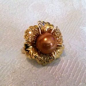 Faux Pearl Flower Statement Fashion Ring